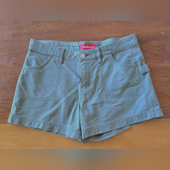 UNIONBAY Pants - Vintage Y2K UNIONBAY Sage Green Carpenter Shorts Size 5